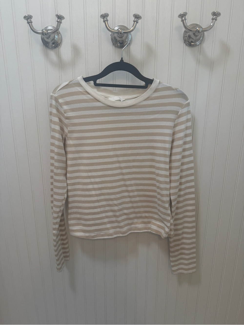 H&M Beige and White Striped Long-Sleeve Tee